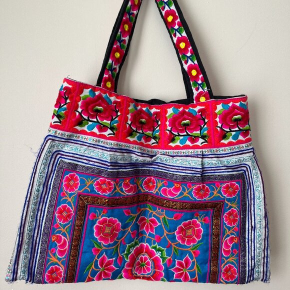 Handbag - Picture 1 of 10